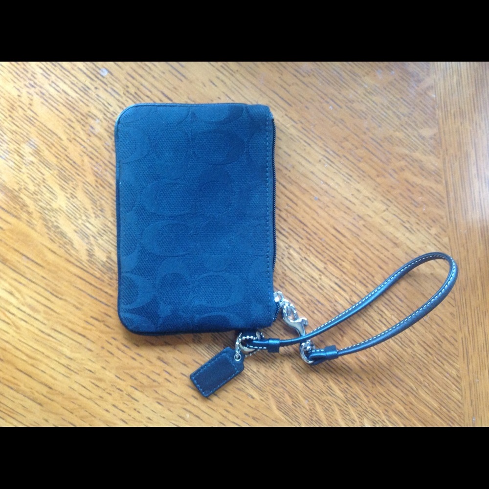 Coach Wristlet - Picture 3 of 3